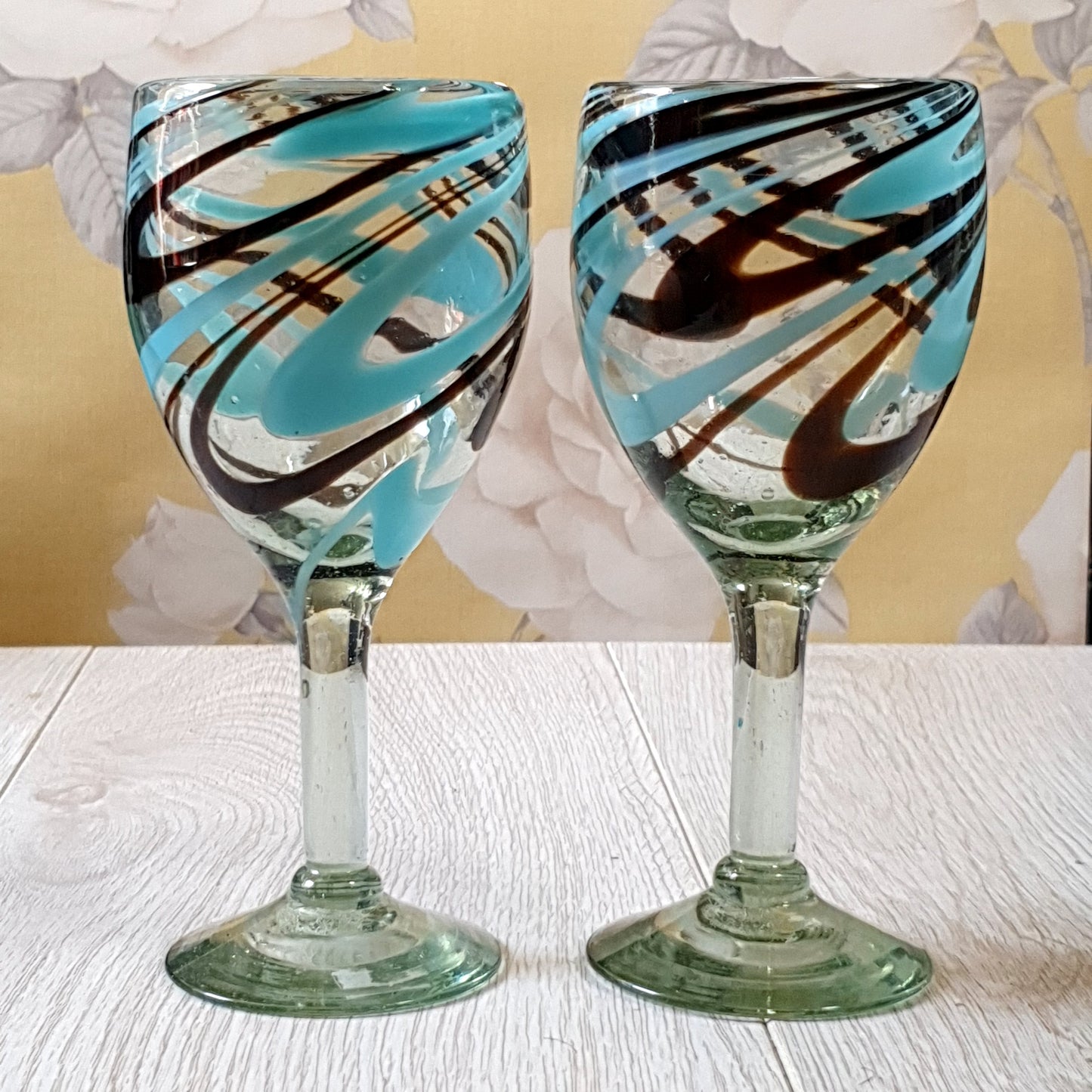 Arte Deco Edition - Groovy 70's, Turquoise Wine Glasses (Set of two)